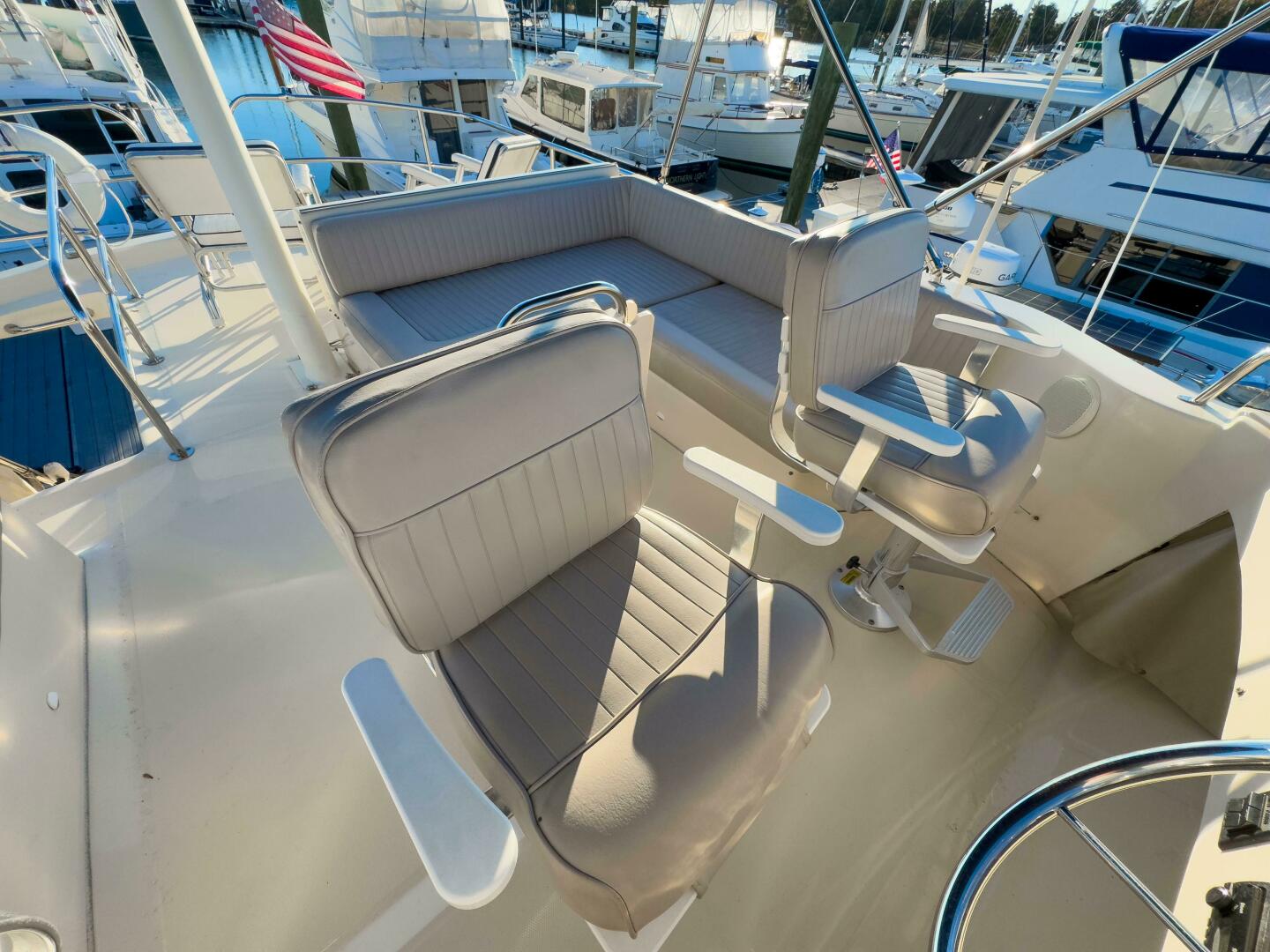 Slide: The Image of Mainship 34 Trawler 2005 - 4826289