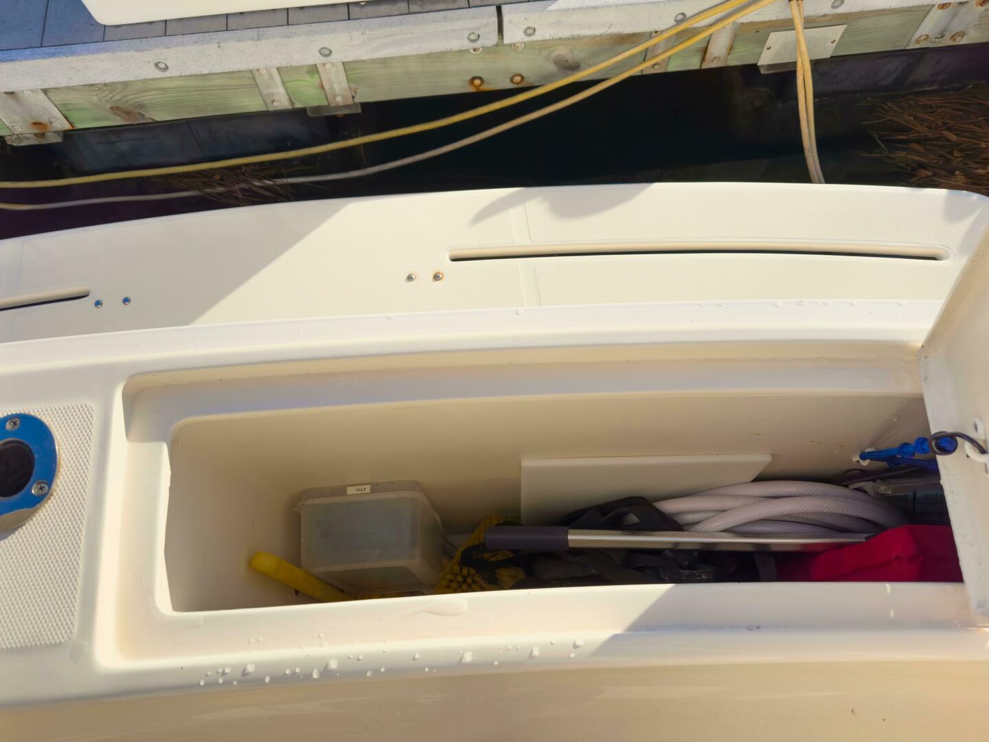 Slide: The Image of Mainship 34 Trawler 2005 - 4826298