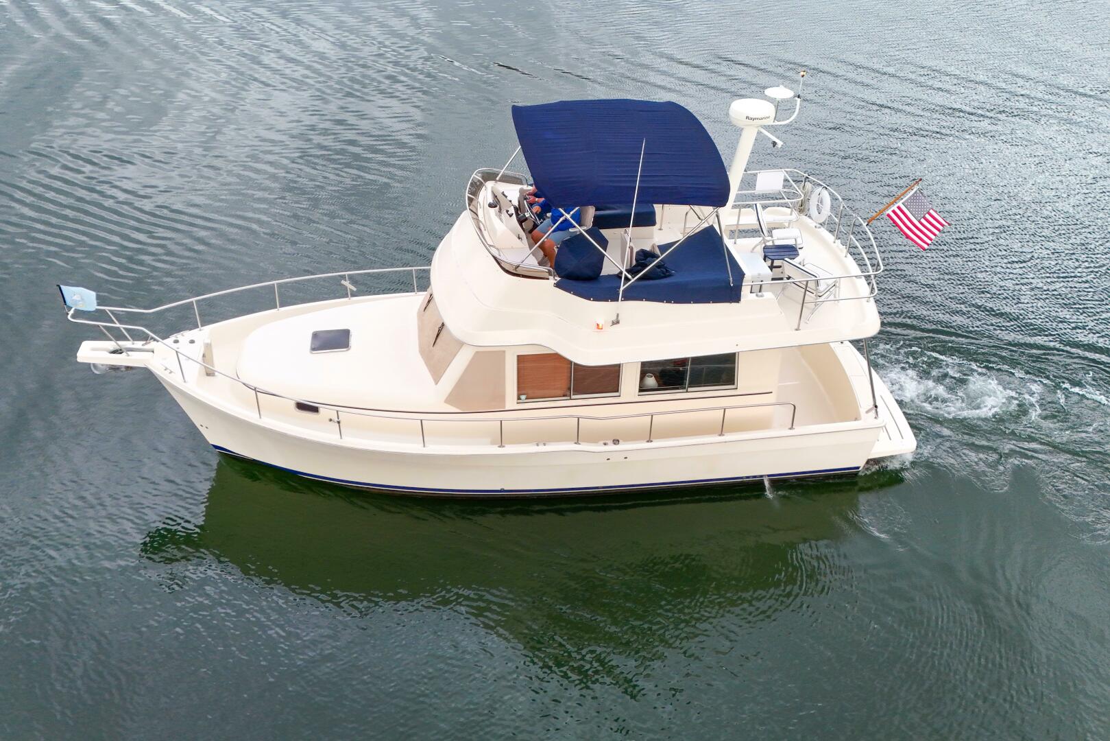 Slide: The Image of Mainship 34 Trawler 2005 - 4826307