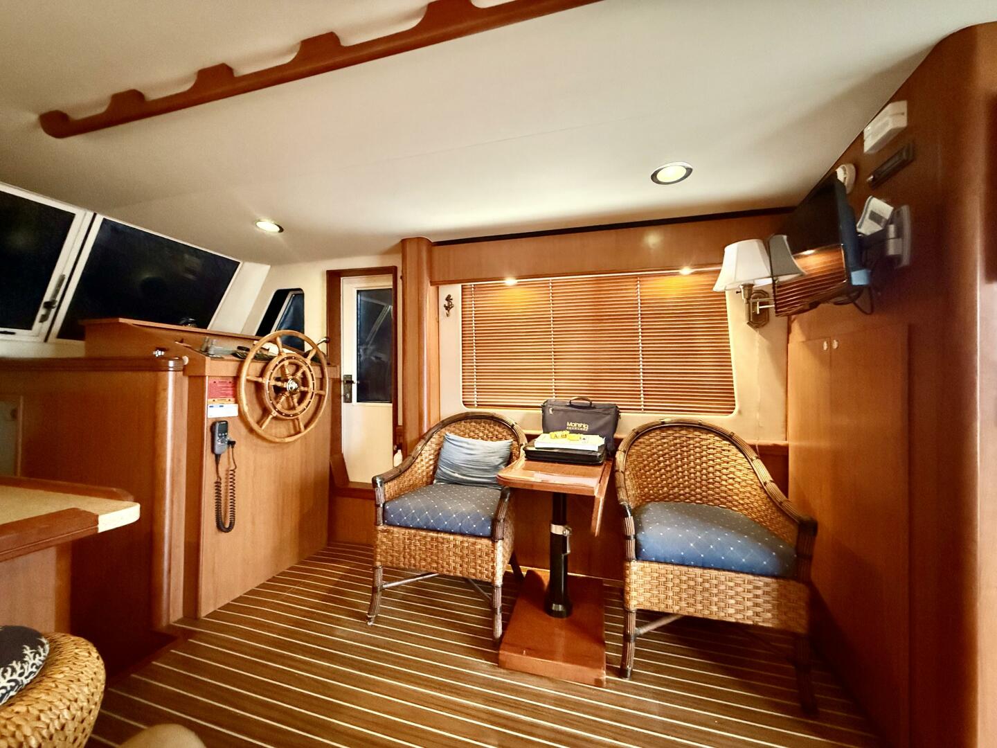 Slide: The Image of Mainship 34 Trawler 2008 - 5548388