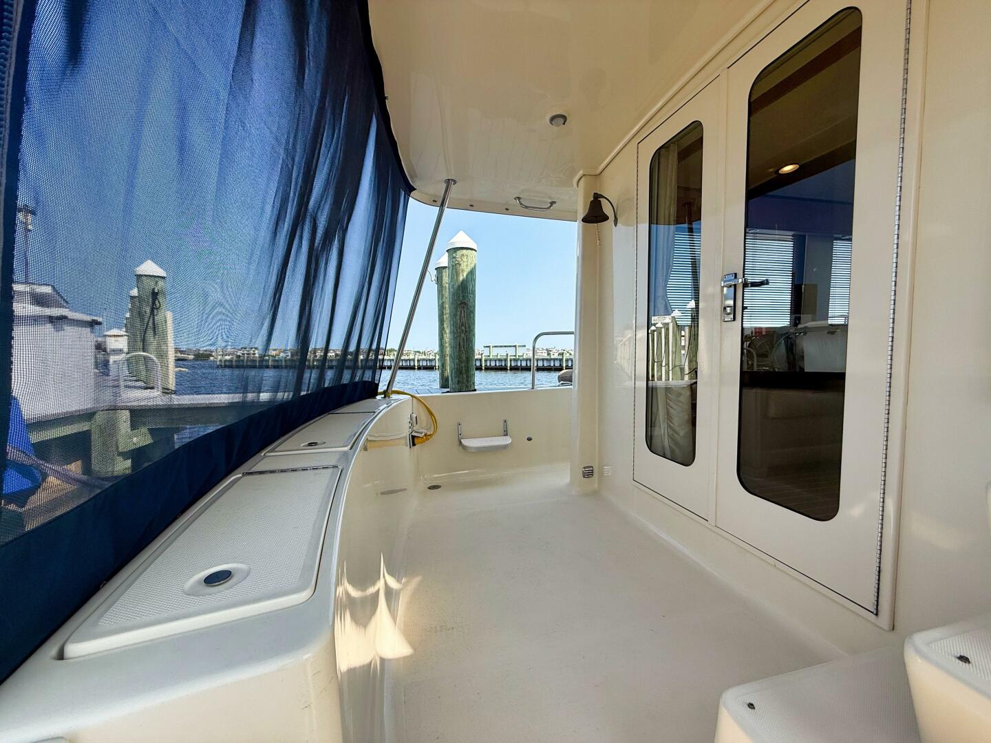 Slide: The Image of Mainship 34 Trawler 2008 - 5548392