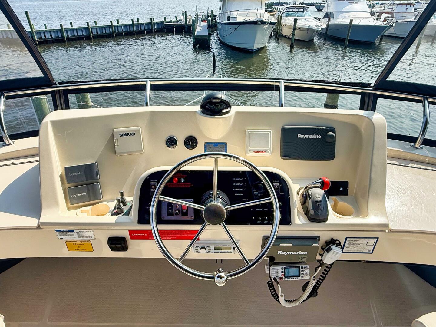 Slide: The Image of Mainship 34 Trawler 2008 - 5548404