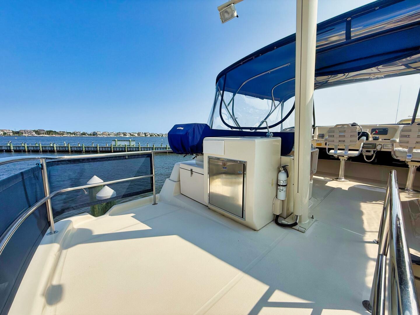 Slide: The Image of Mainship 34 Trawler 2008 - 5548407