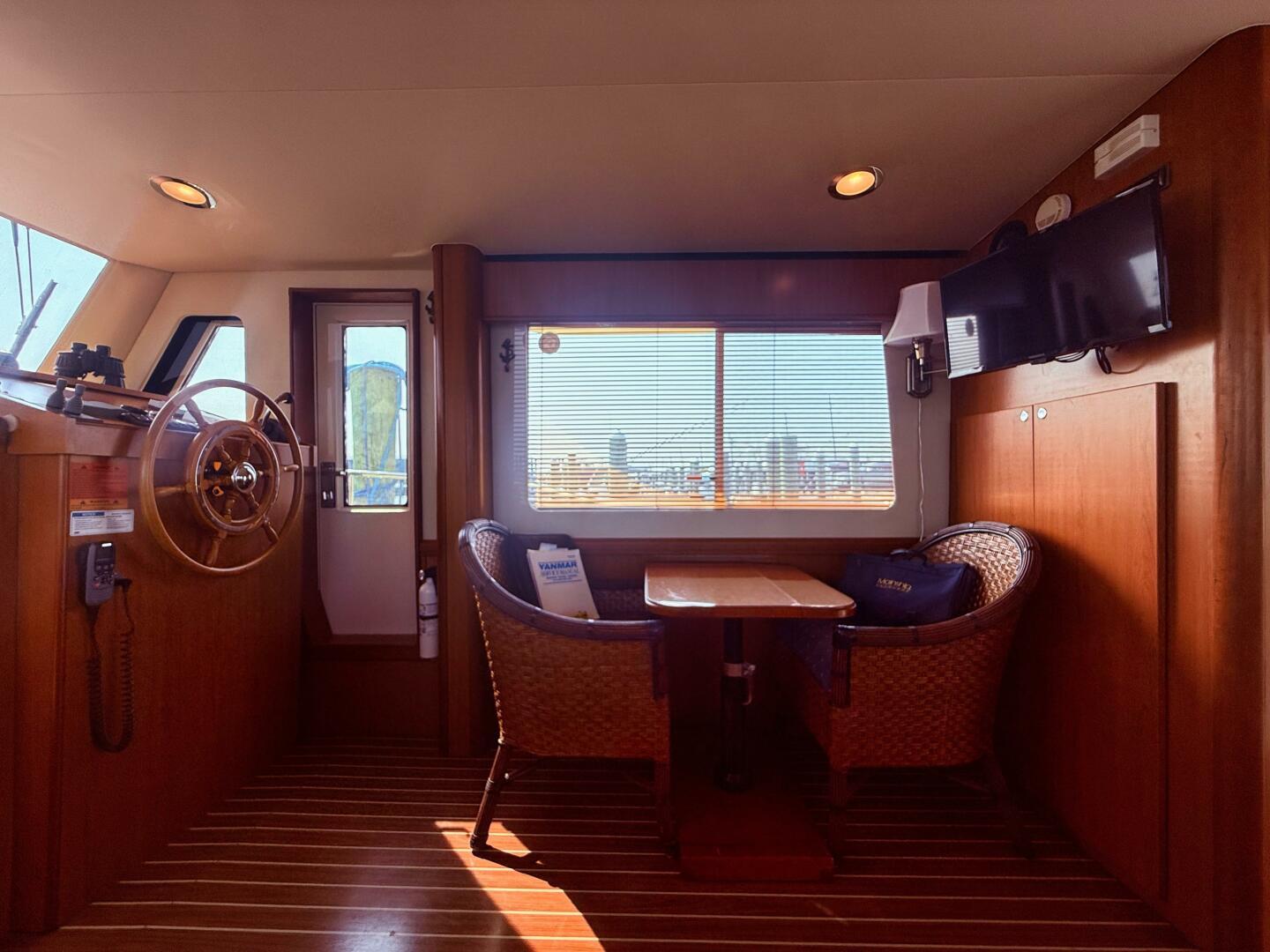 Slide: The Image of Mainship 34 Trawler 2008 - 5548414