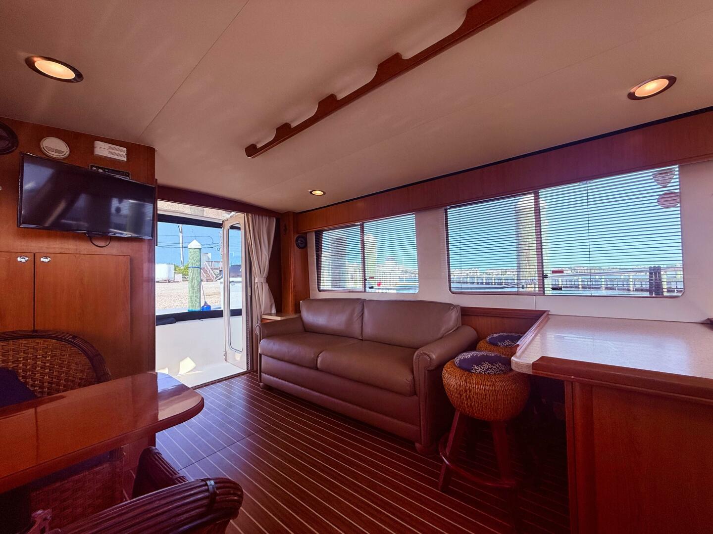 Slide: The Image of Mainship 34 Trawler 2008 - 5548415