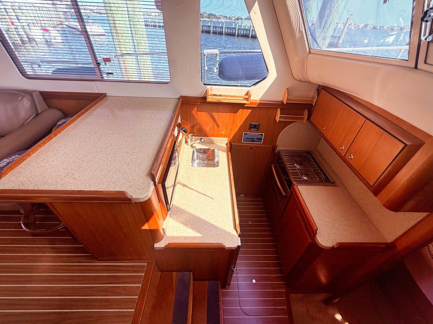 Slide: The Image of Mainship 34 Trawler 2008 - 5548419