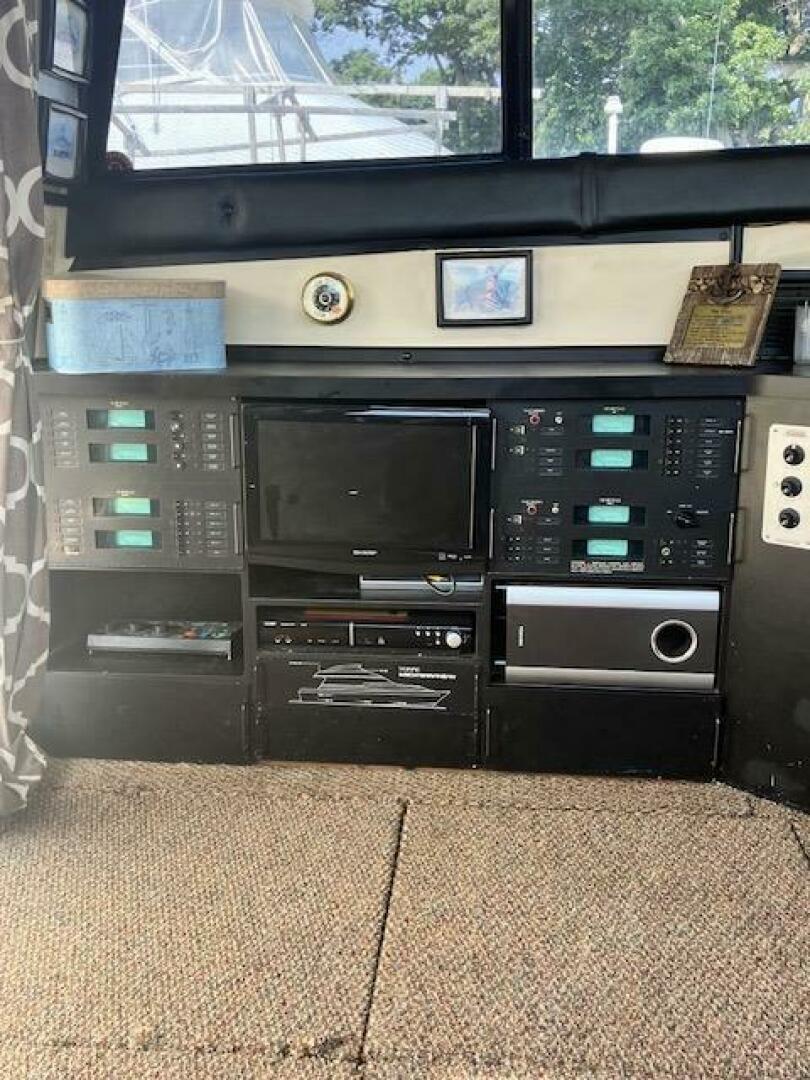 Slide: The Image of Mainship 35 1988 - 4545558