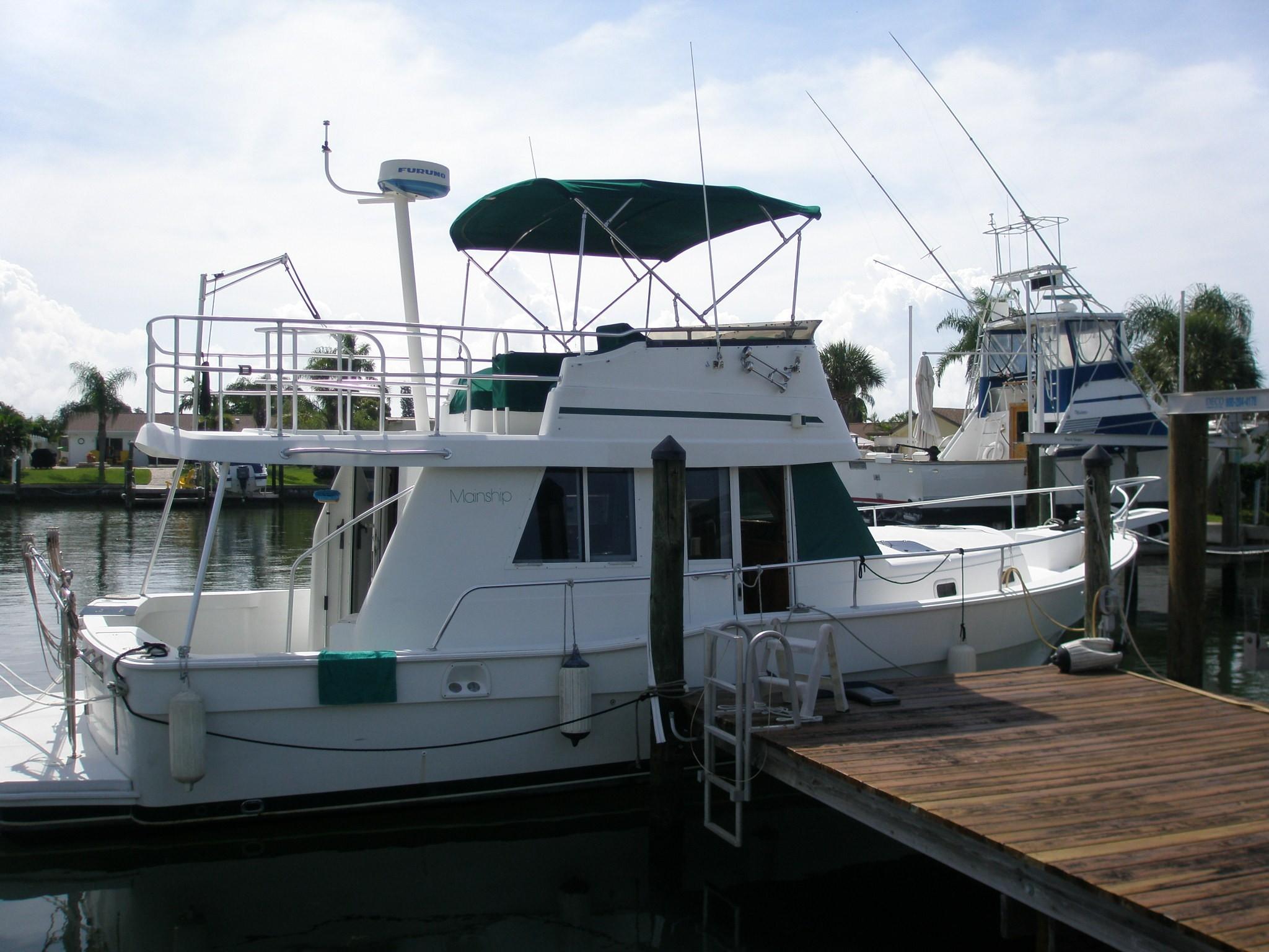 Slide: The Image of Mainship 350/390 Trawler 1997 - 0