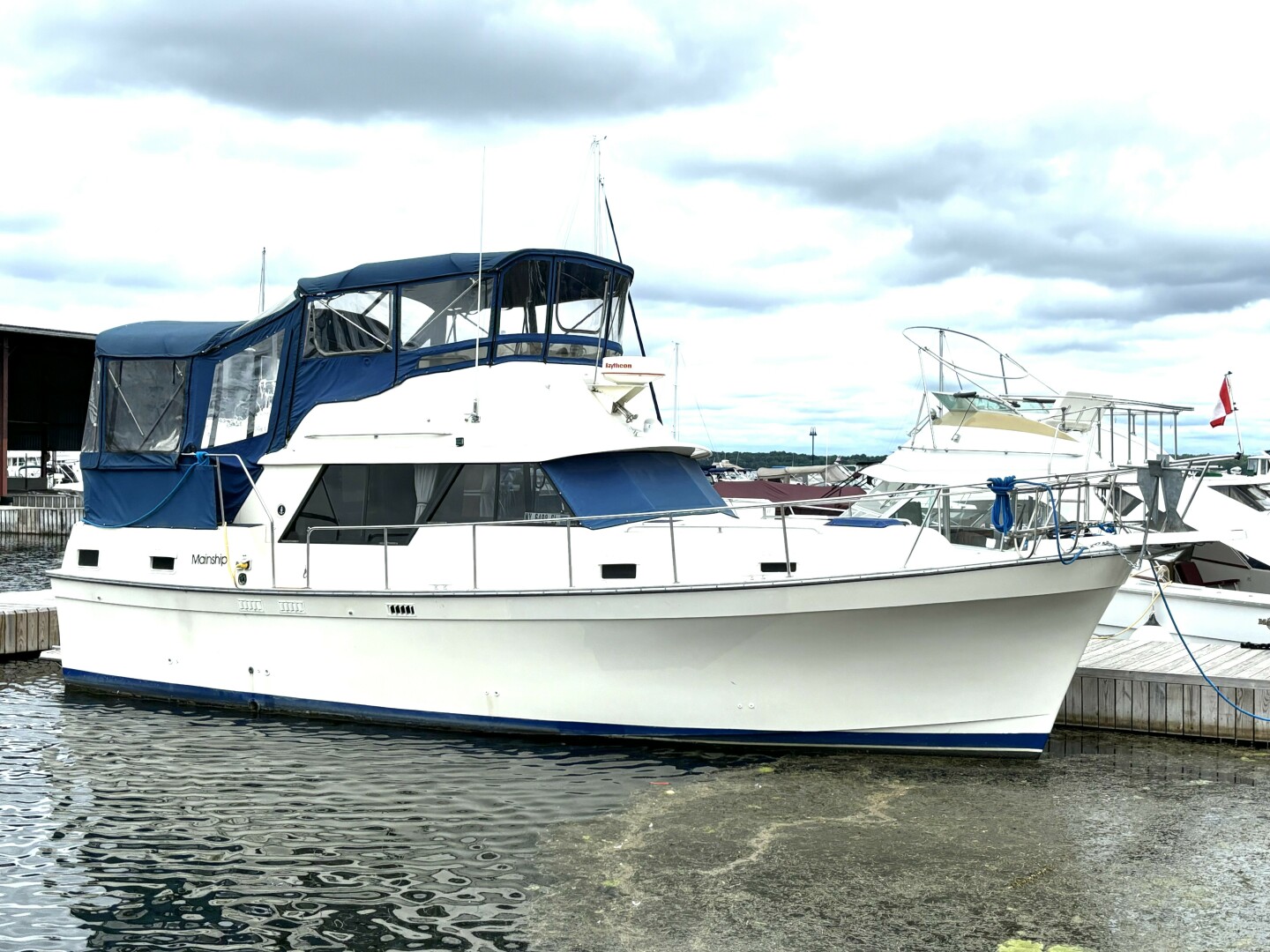 Slide: The Image of Mainship 36DC 1987 - 5400606