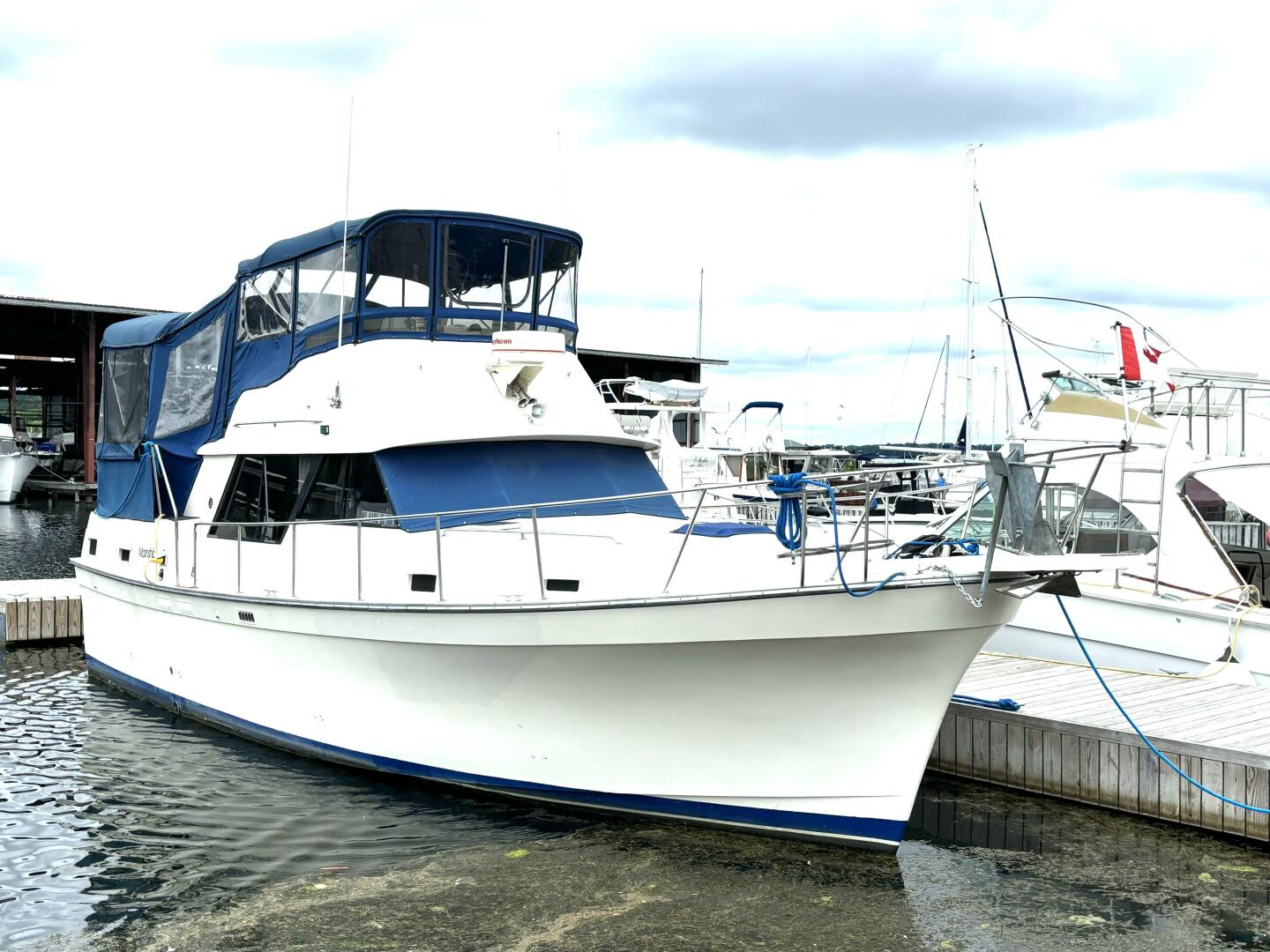 Slide: The Image of Mainship 36DC 1987 - 5400664