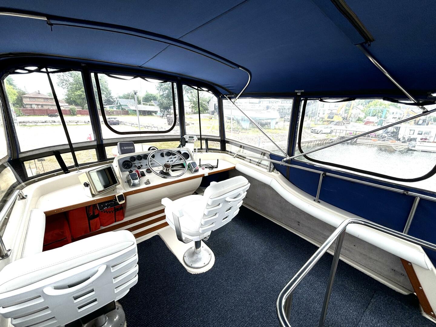 Slide: The Image of Mainship 36DC 1987 - 5400672