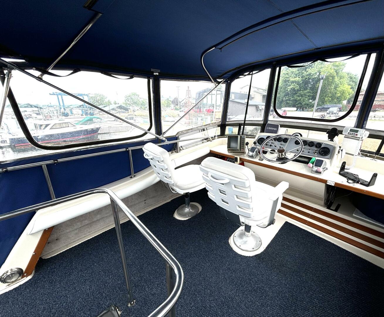 Slide: The Image of Mainship 36DC 1987 - 5400673