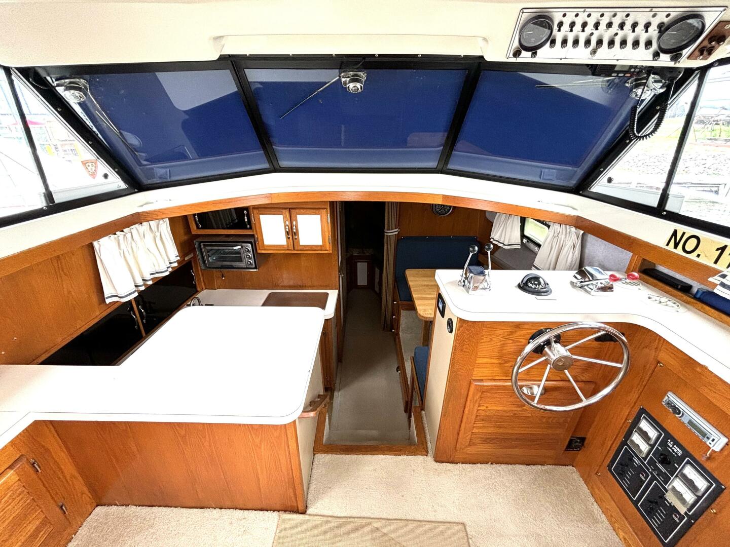 Slide: The Image of Mainship 36DC 1987 - 5400686