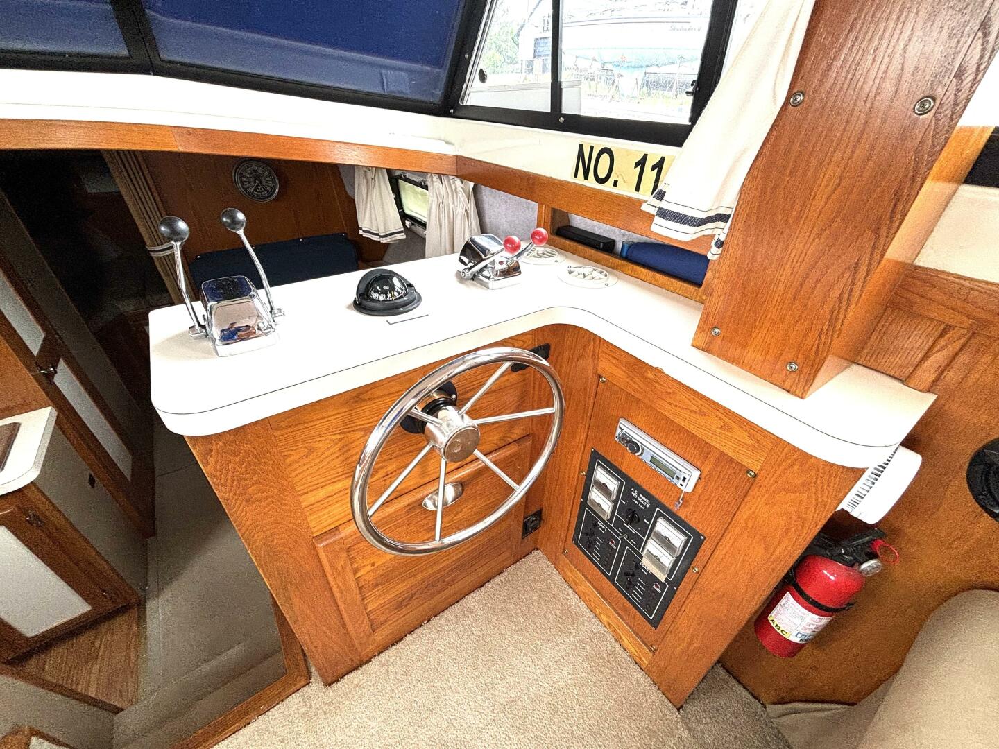 Slide: The Image of Mainship 36DC 1987 - 5400685
