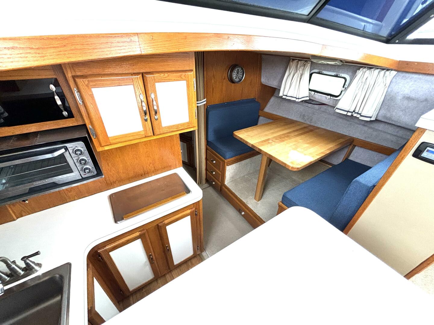 Slide: The Image of Mainship 36DC 1987 - 5400682