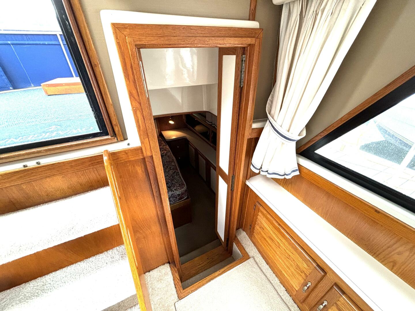 Slide: The Image of Mainship 36DC 1987 - 5400706