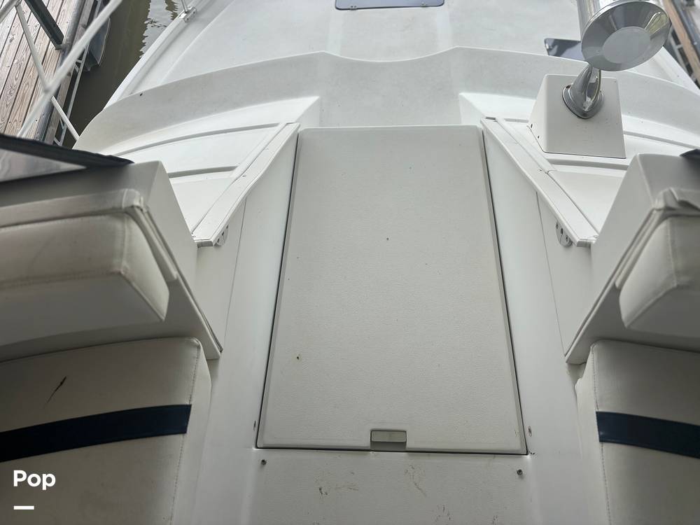 Slide: The Image of Mainship 37 MY 1996 - 14669195