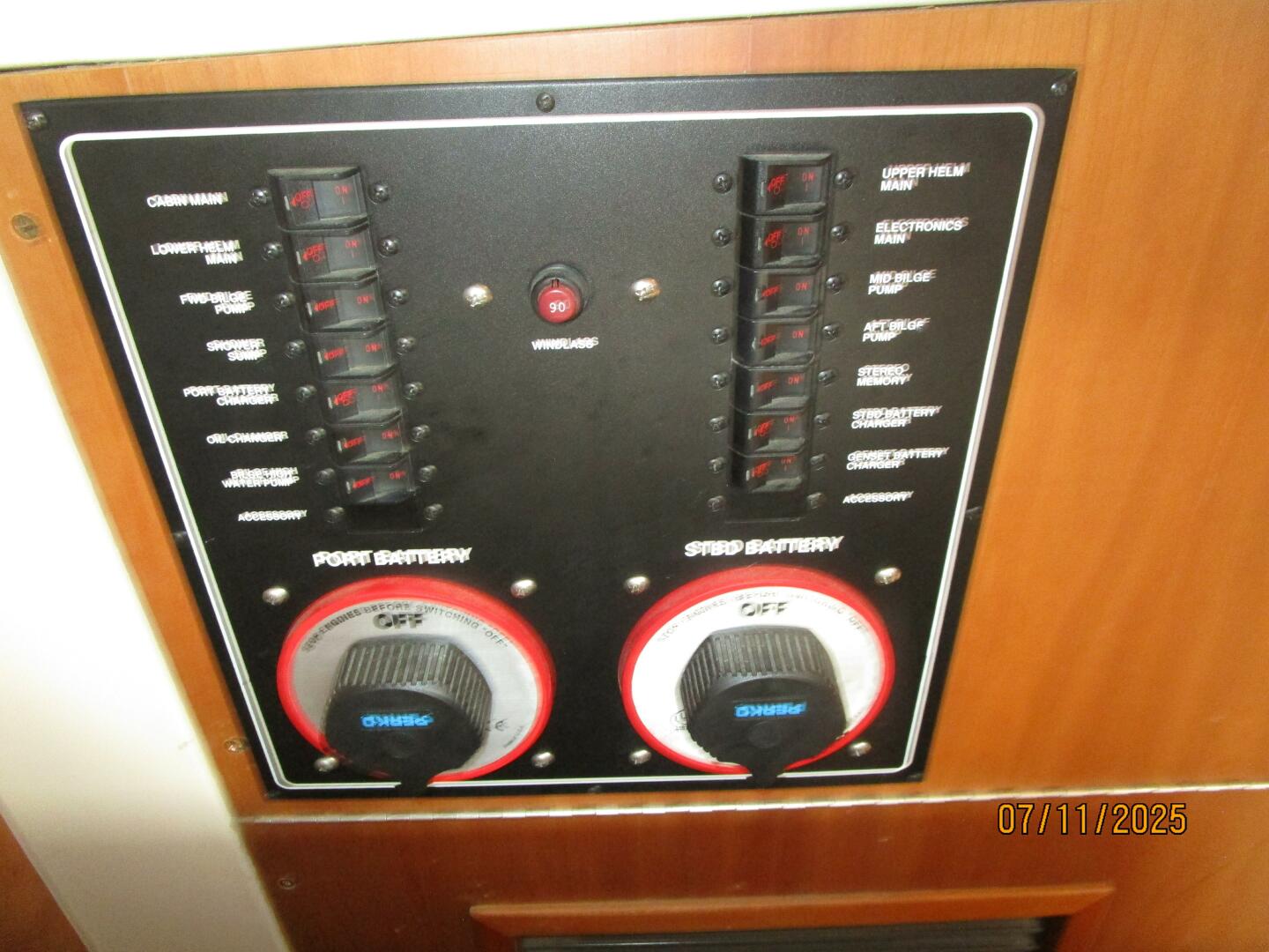 Slide: The Image of 39' Mainship electrical panel - 5472681