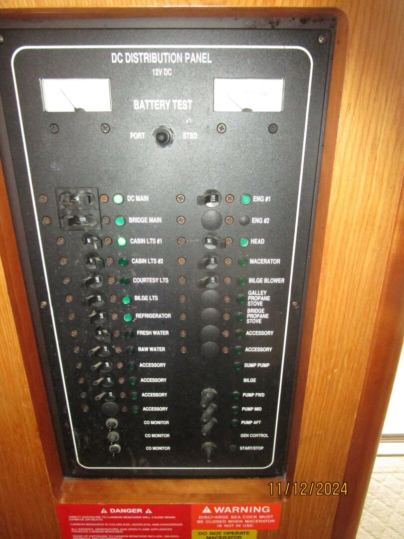 Slide: The Image of 40' Mainship electrical panel2 - 4801485