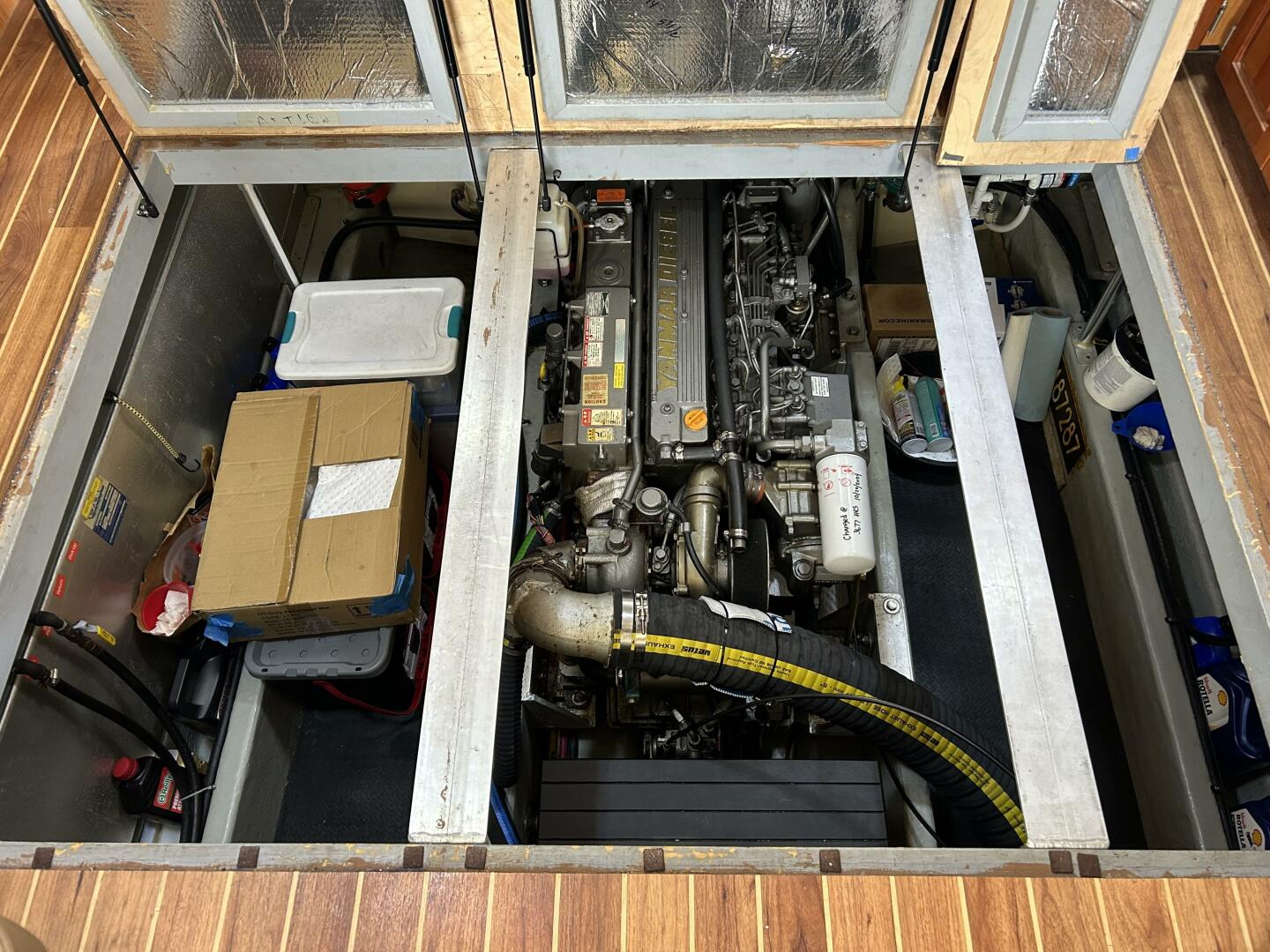 Slide: The Image of 40' Mainship engine room access - 4801486