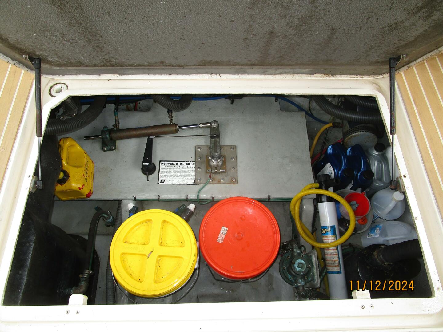 Slide: The Image of 40' Mainship lazarette access - 4801683