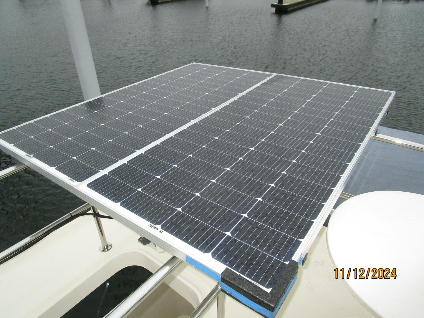 Slide: The Image of 40' Mainship solar panels - 4802571
