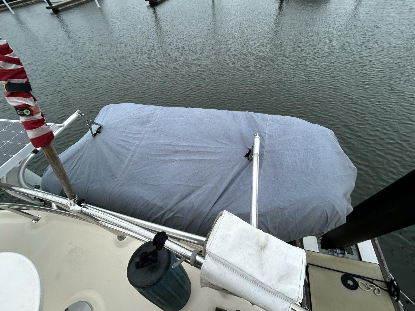 Slide: The Image of 40' Mainship tender covered - 4802583