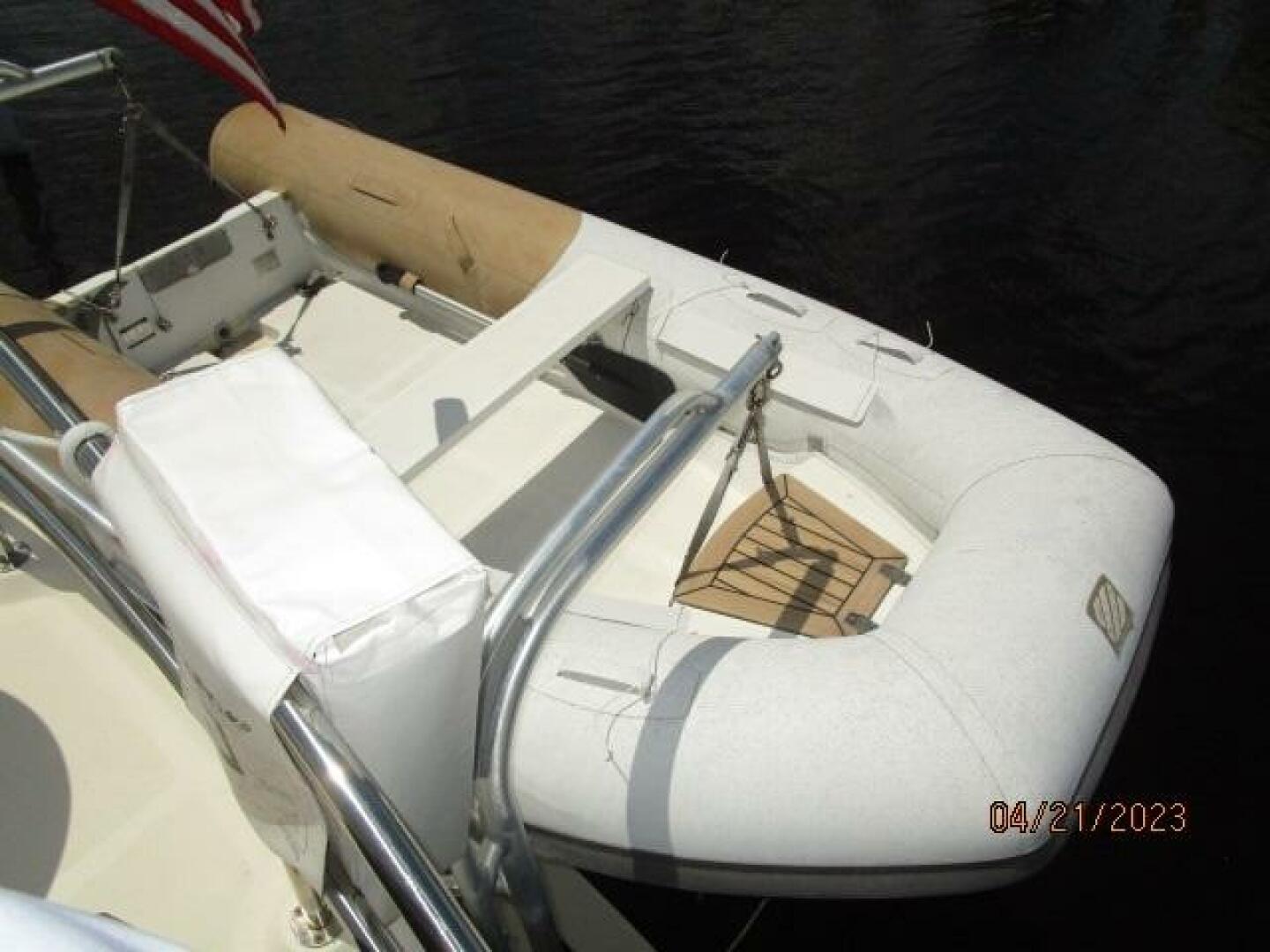 Slide: The Image of 40' Mainship tender - 4802650