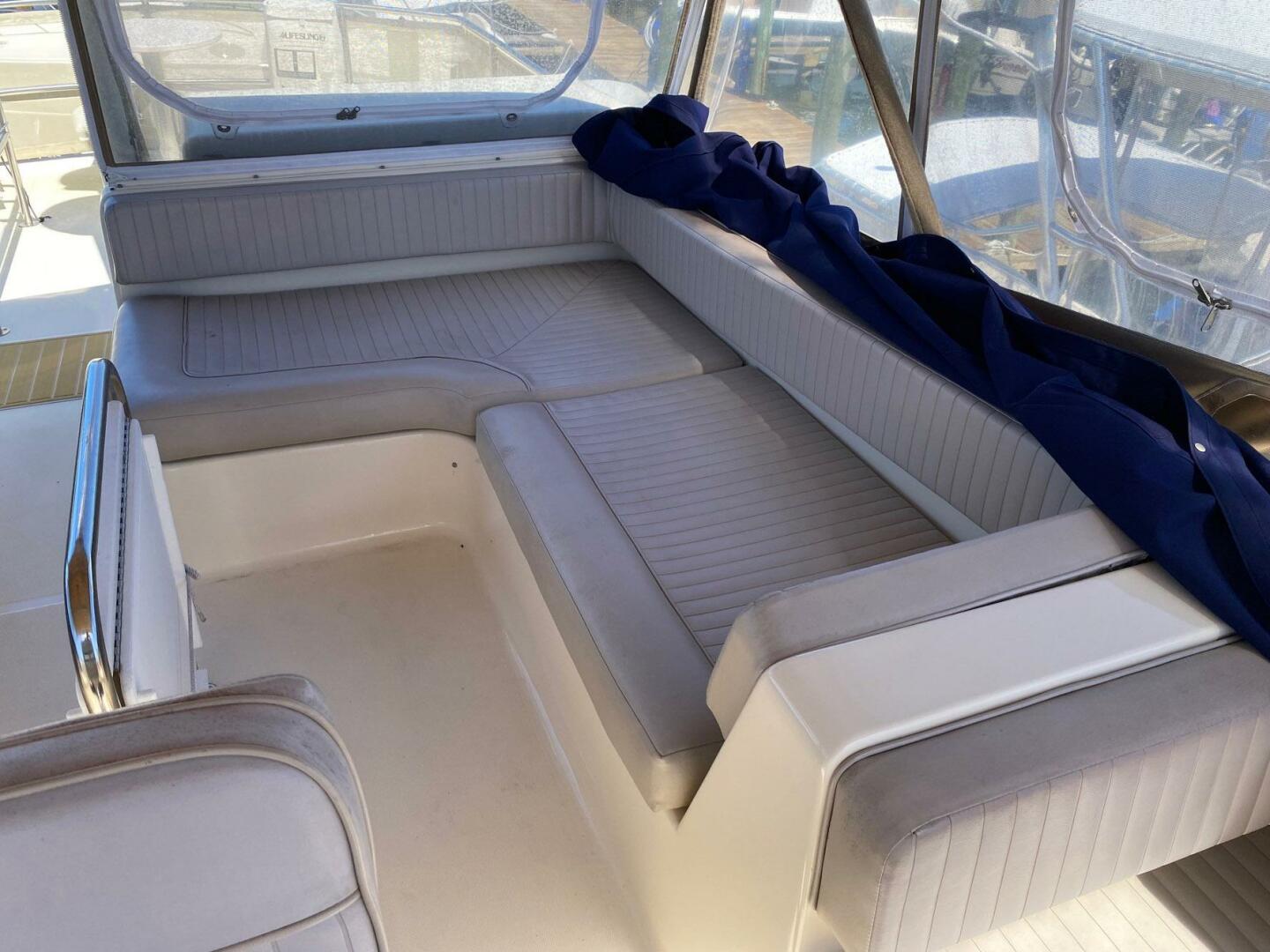 Slide: The Image of Mainship 400 Trawler 2004 - 5291704
