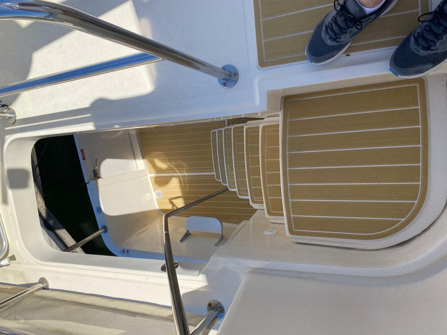 Slide: The Image of Mainship 400 Trawler 2004 - 5291705