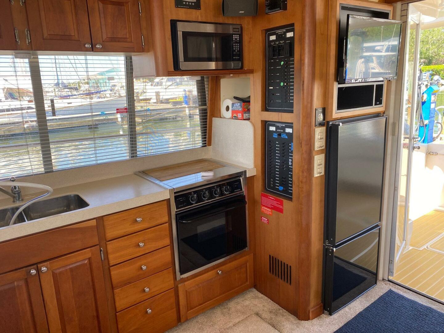Slide: The Image of Mainship 400 Trawler 2004 - 5291680