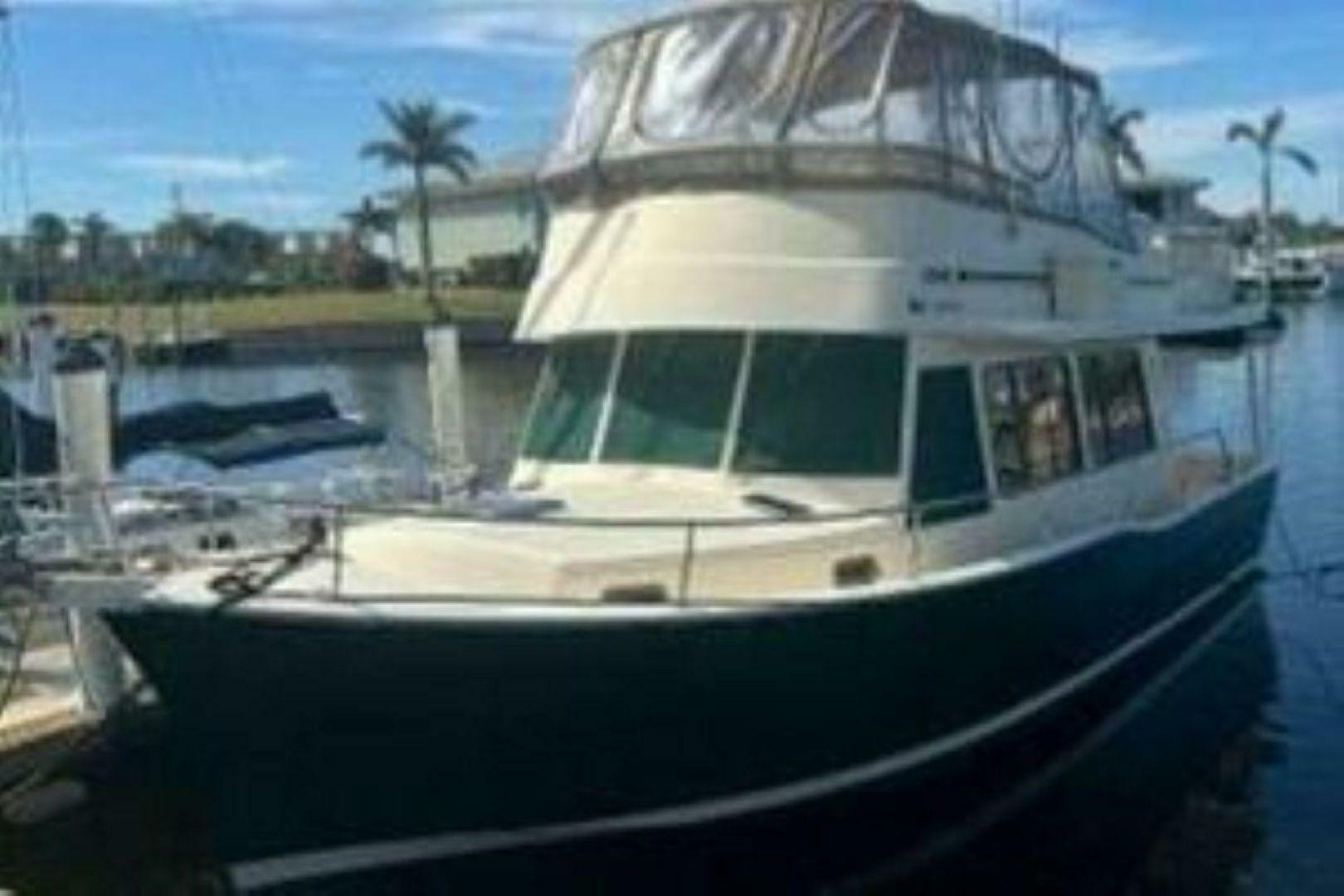Slide: The Image of Mainship 40' Trawler 2004 - 5054293