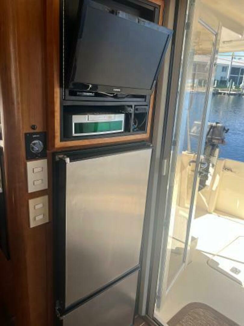 Slide: The Image of Mainship 40' Trawler 2004 - 4980217