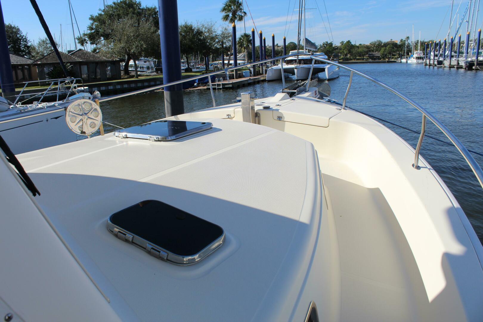 Slide: The Image of Mainship 40 Trawler 2006 - 5284792