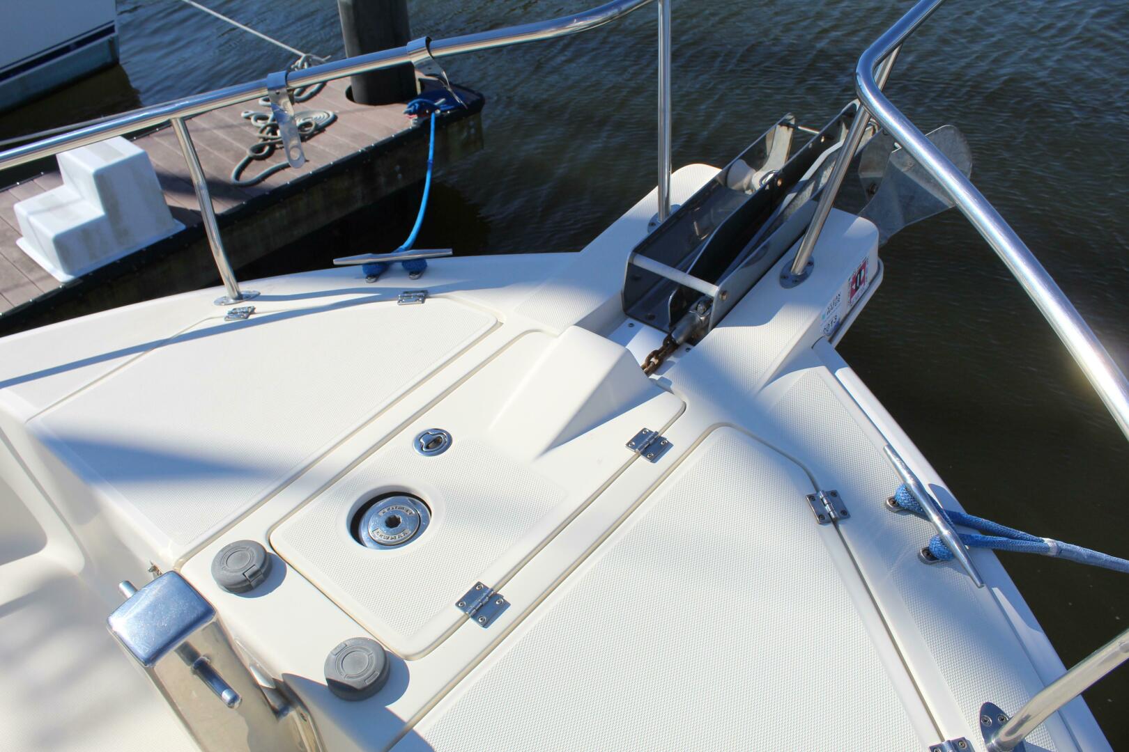 Slide: The Image of Mainship 40 Trawler 2006 - 5284793