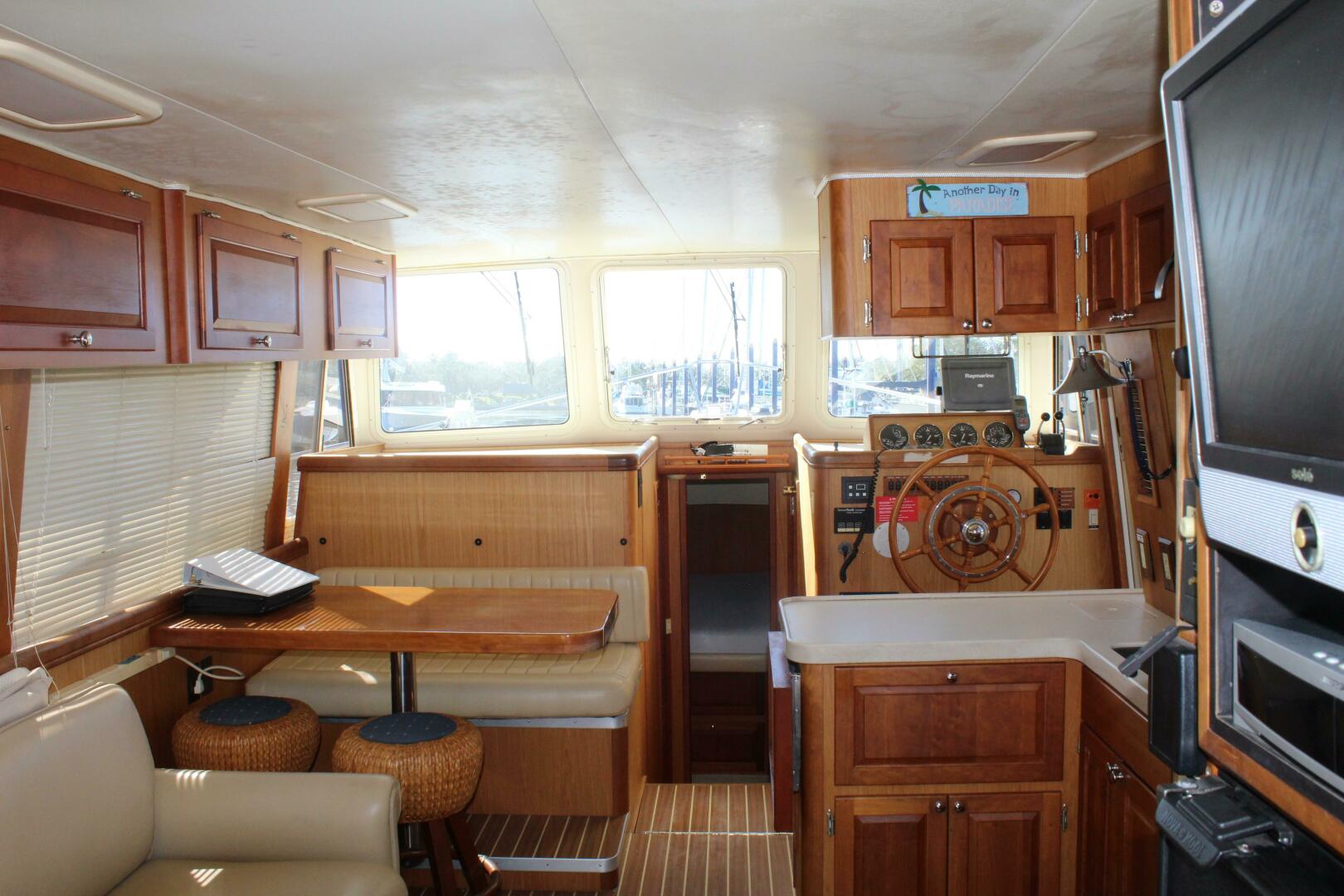 Slide: The Image of Mainship 40 Trawler 2006 - 5284796