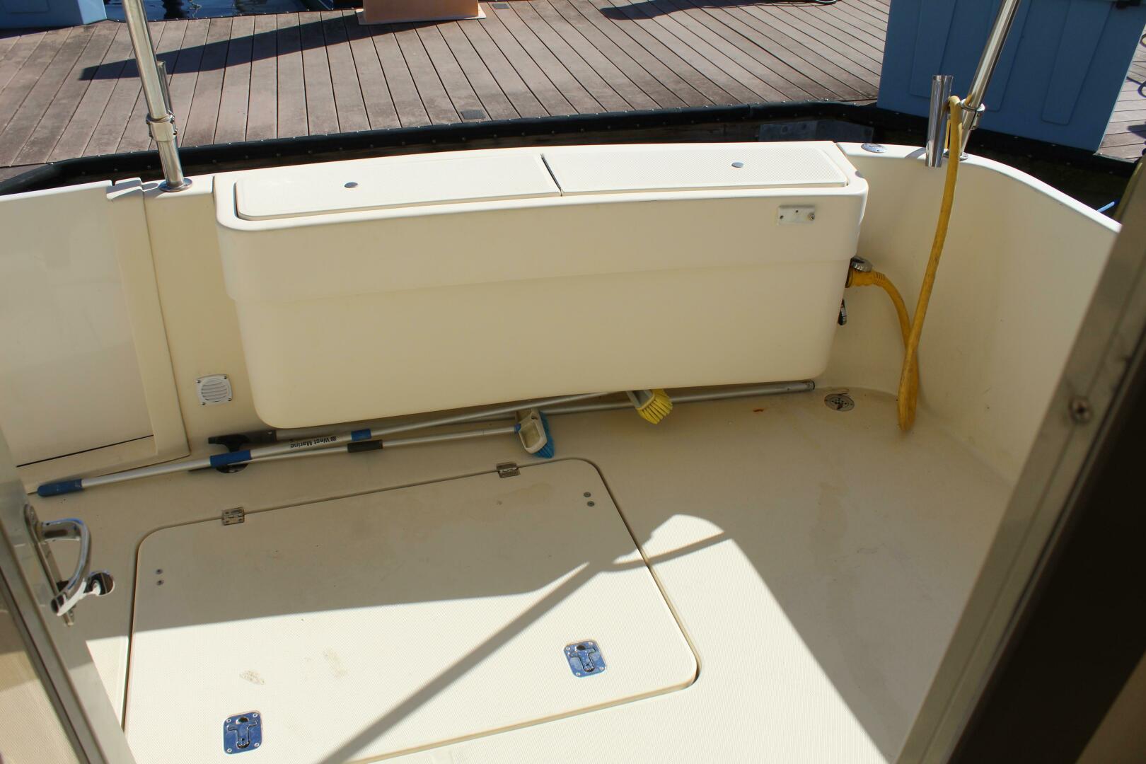 Slide: The Image of Mainship 40 Trawler 2006 - 5284809