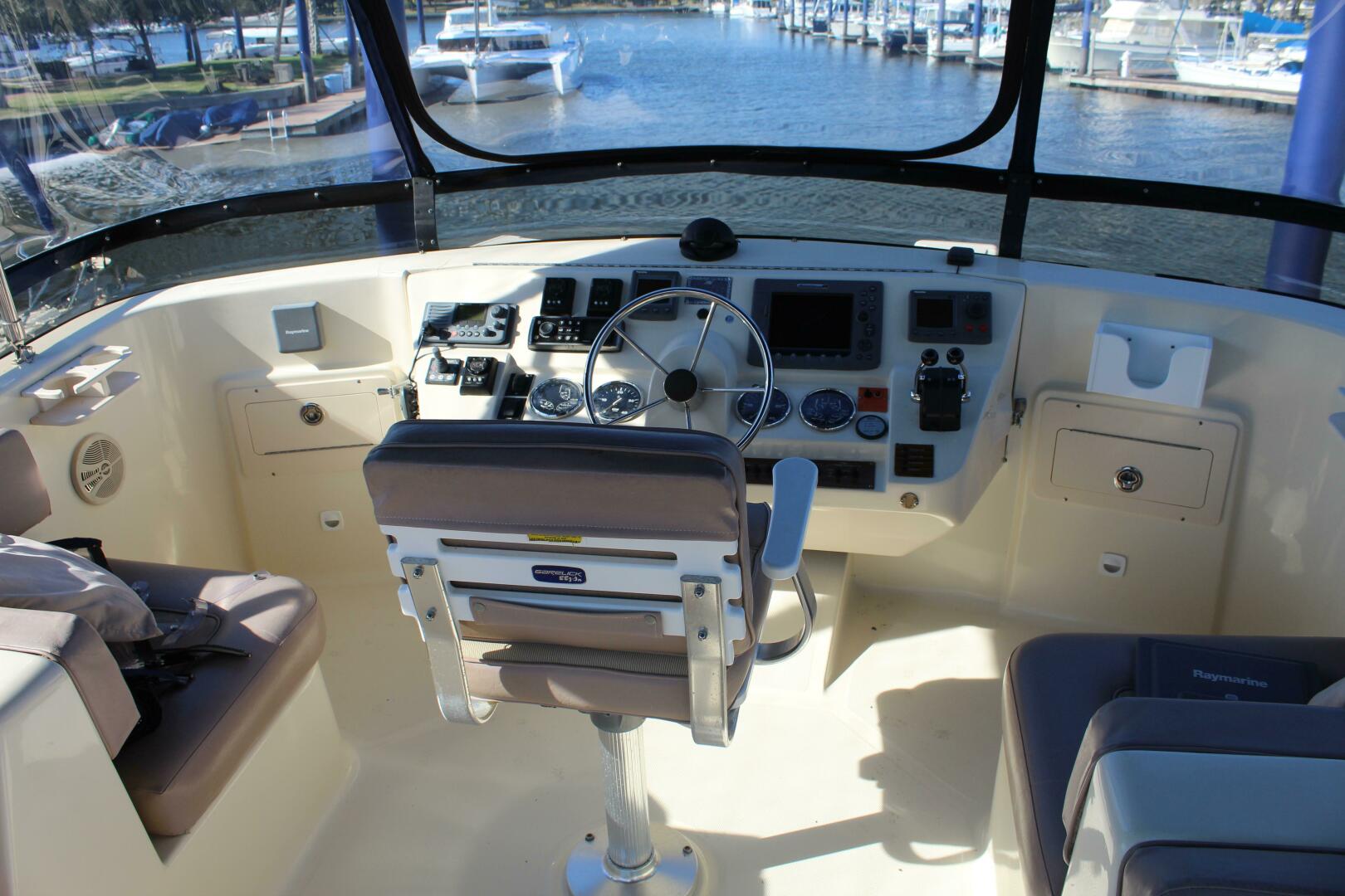 Slide: The Image of Mainship 40 Trawler 2006 - 5284810