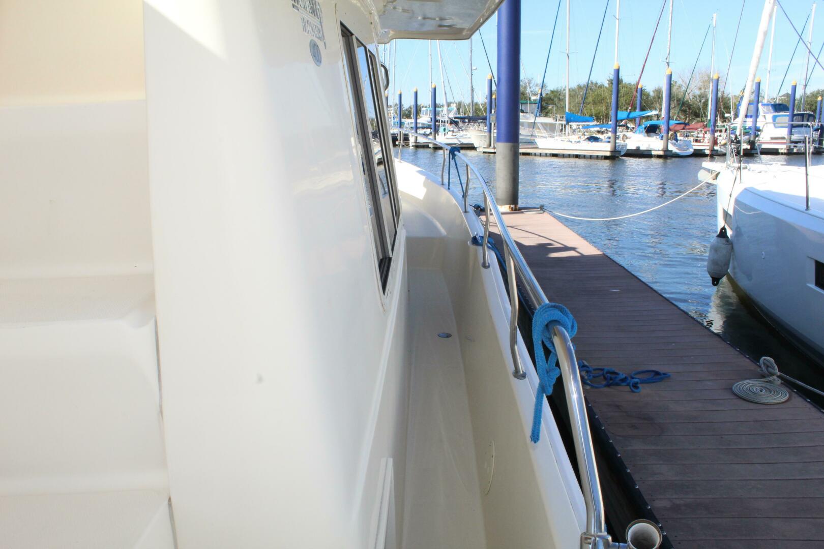 Slide: The Image of Mainship 40 Trawler 2006 - 5284813