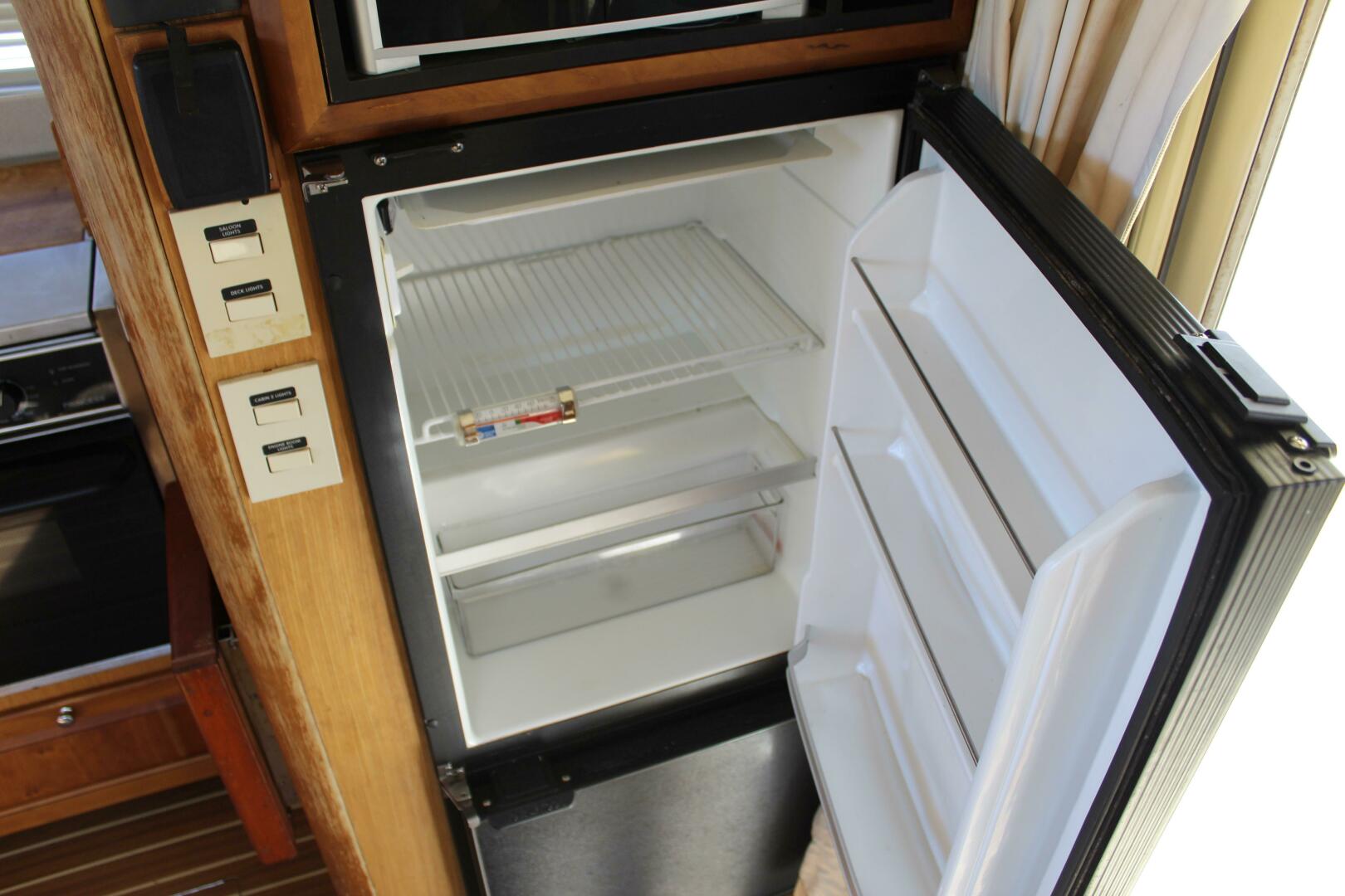 Slide: The Image of Mainship 40 Trawler 2006 - 5284828