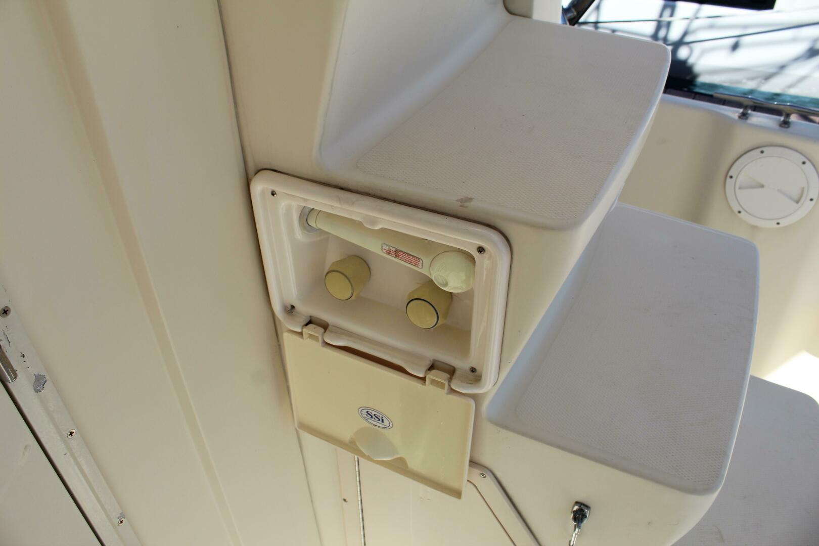 Slide: The Image of Mainship 40 Trawler 2006 - 5284837