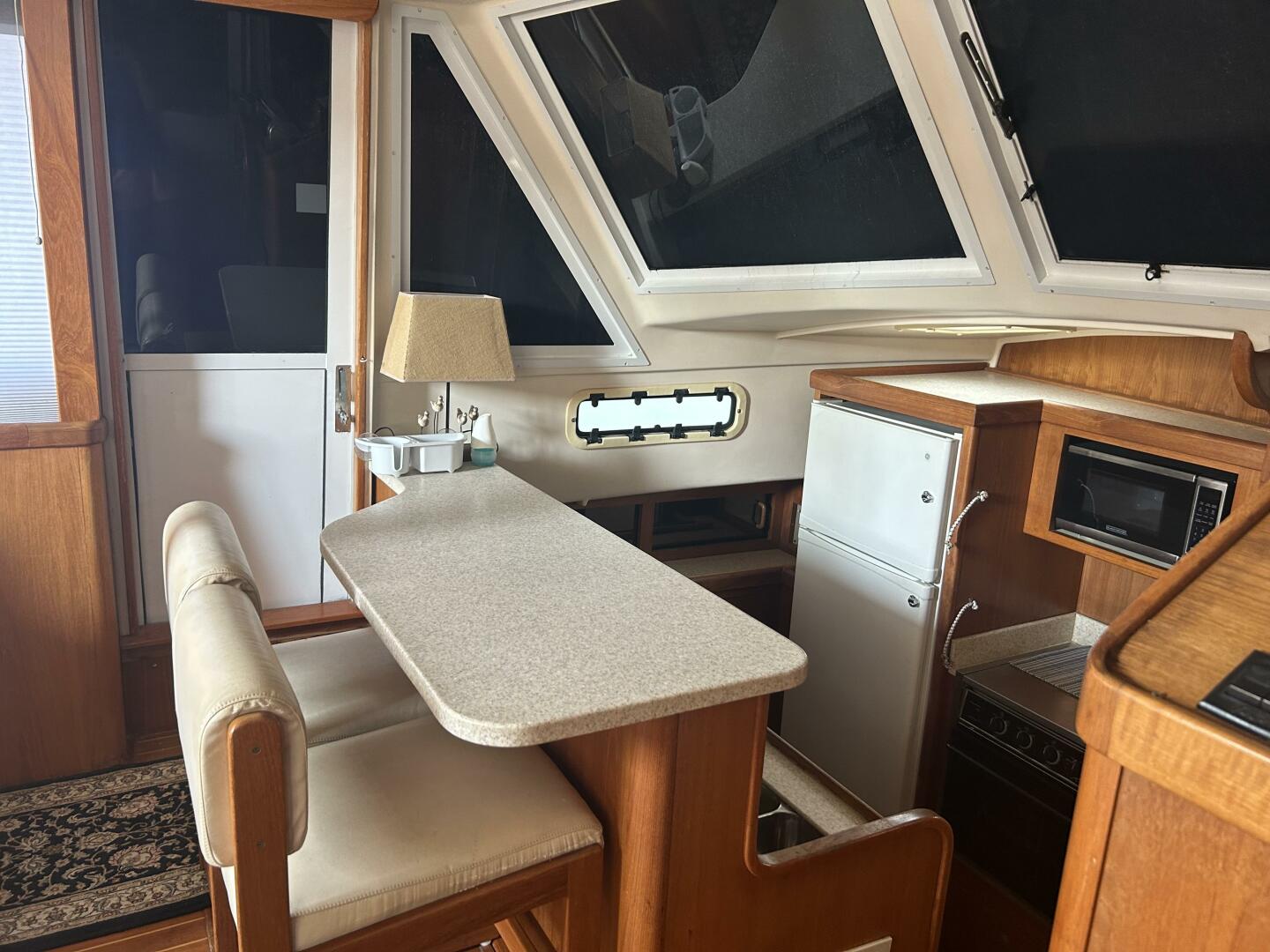 Slide: The Image of Mainship 430 - 15