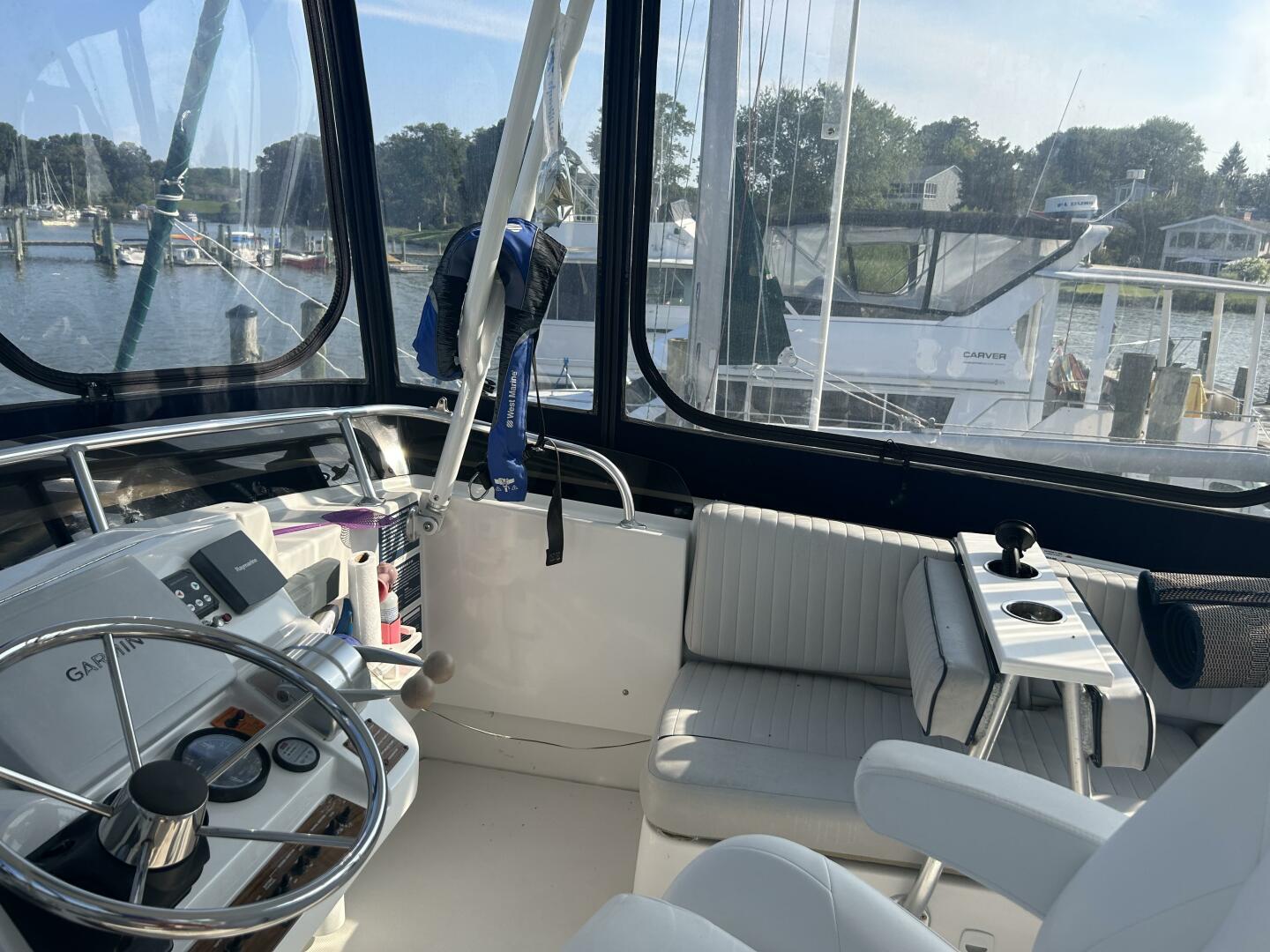 Slide: The Image of Mainship 430 - 45