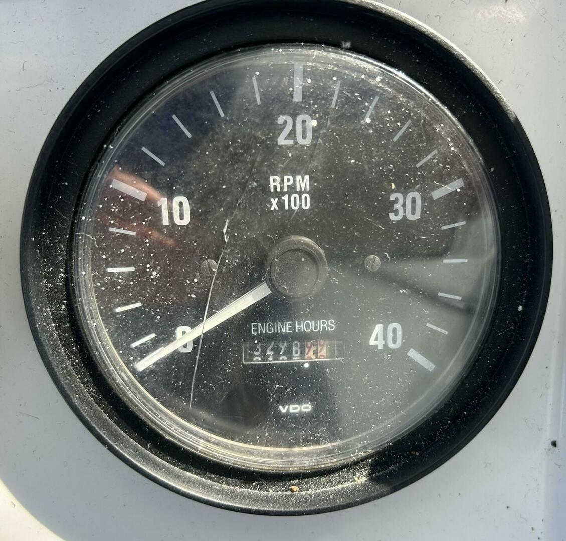 Slide: The Image of Mainship 430 Starboard Engine Hours - 54