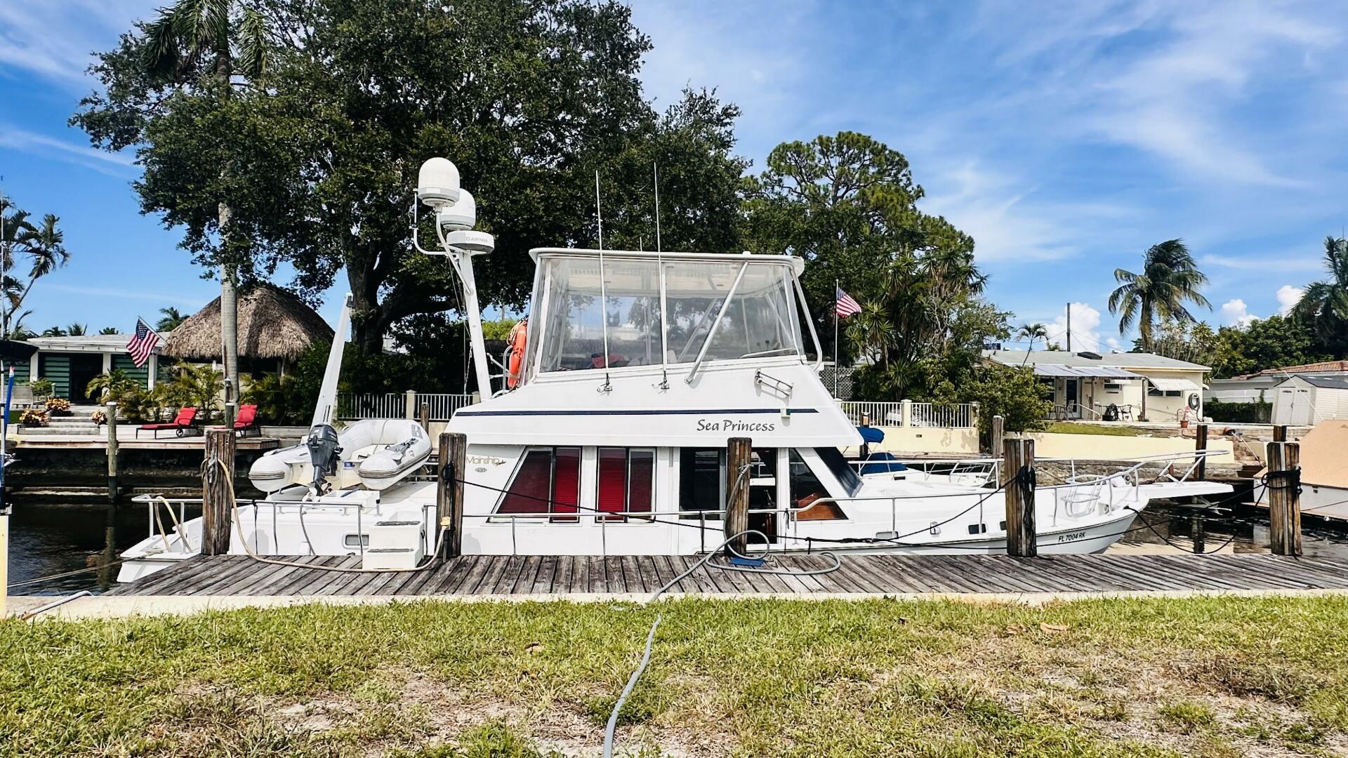 Slide: The Image of Docked Behind House - 5419378