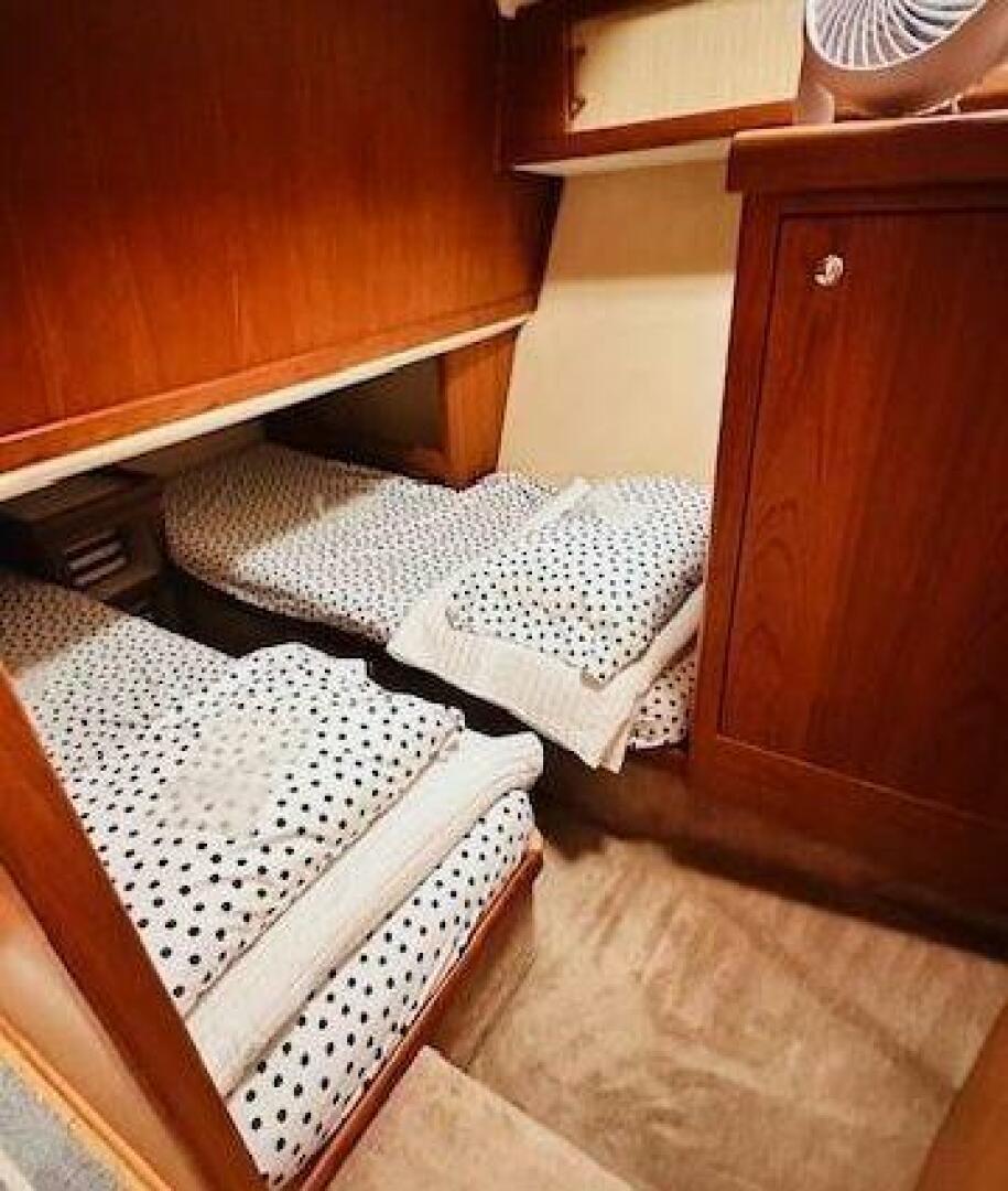 Slide: The Image of Mainship 430 Trawler 1999 - 4027739