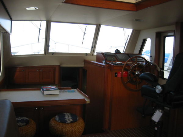 Slide: The Image of Mainship Hardtop trawler 2008 - 3