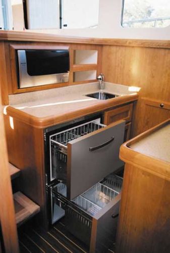 Slide: The Image of Mainship Hardtop trawler 2008 - 8