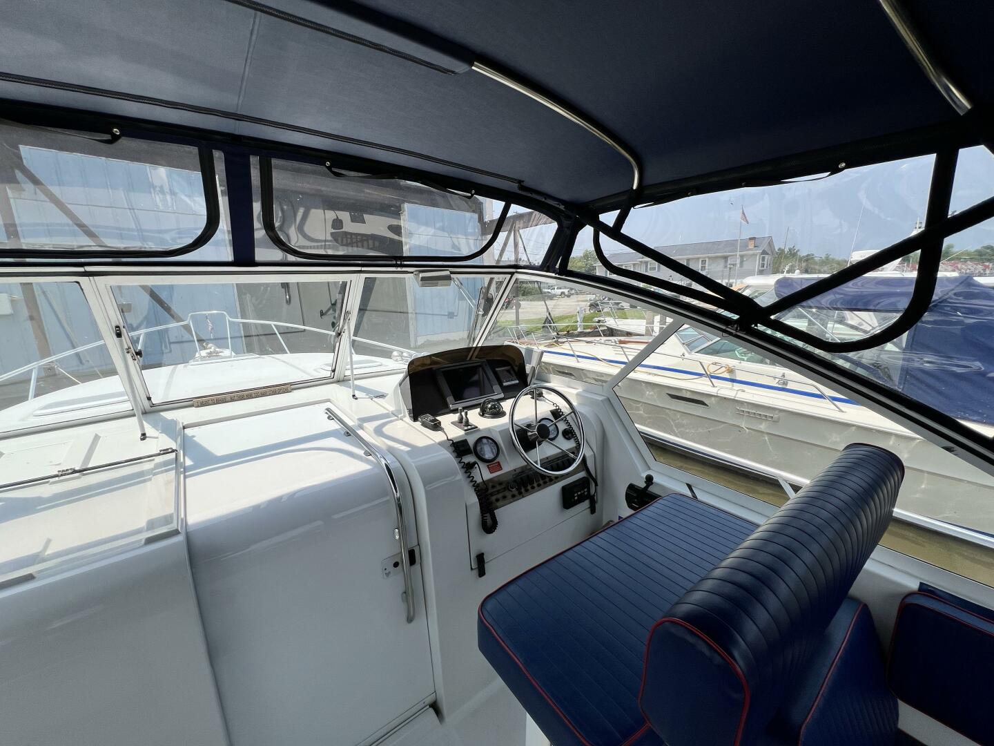 Slide: The Image of 2001 34 Mainship Helm View - 5390927