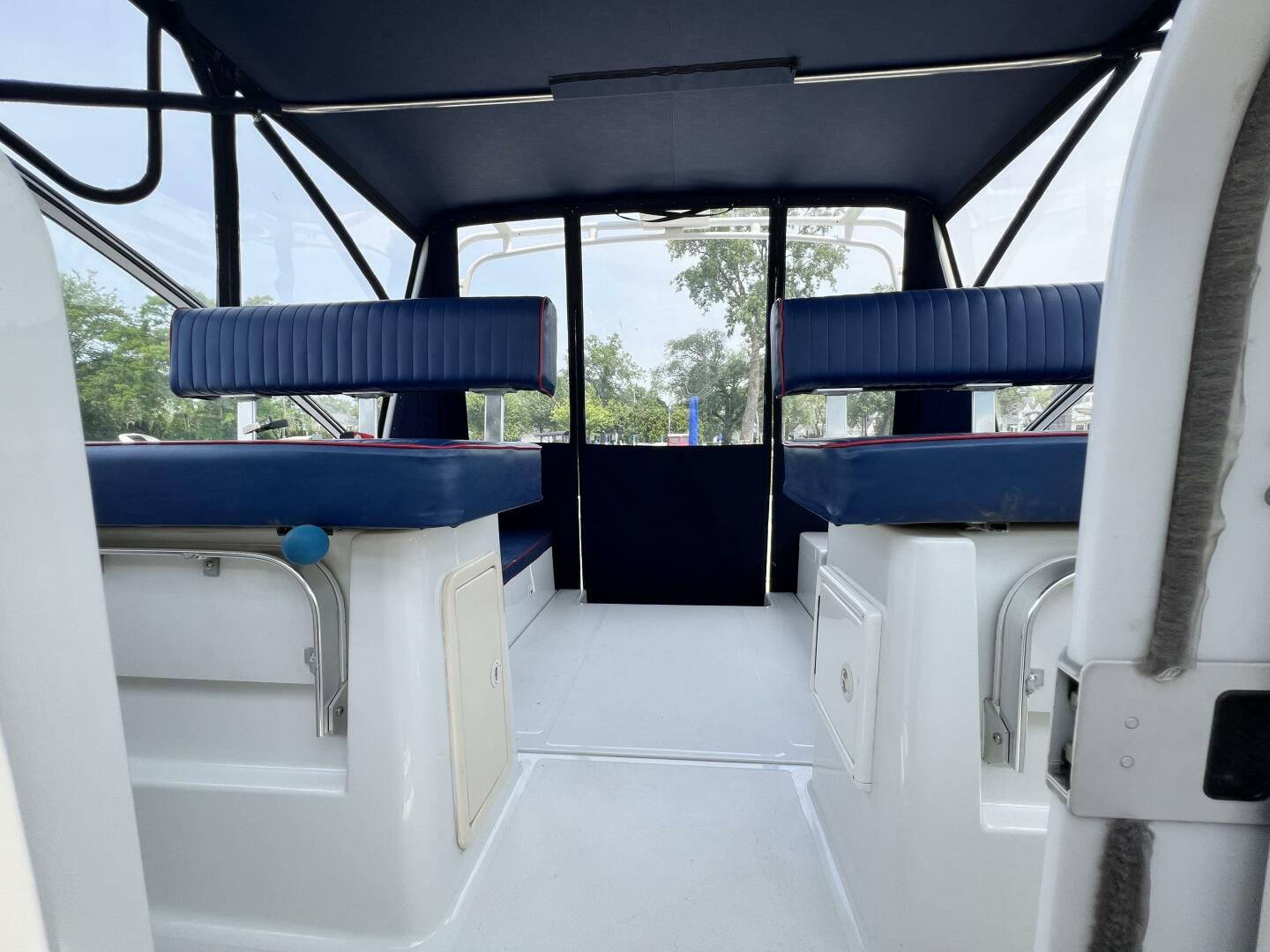 Slide: The Image of 2001 34 Mainship Inside Looking Aft - 5391007